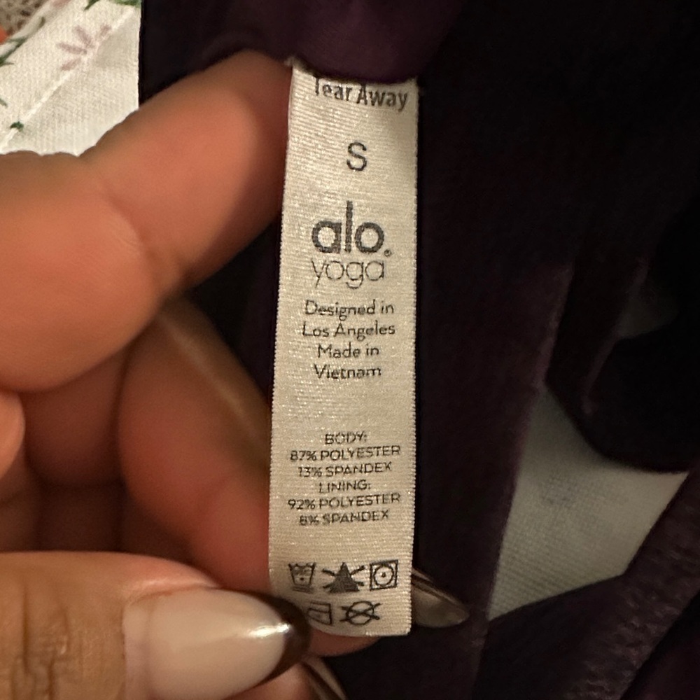 ALO Yoga Maroon Bralette - Picture 3 of 9